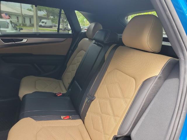 2024 Volkswagen Atlas Cross Sport 2.0T SE w/Technology