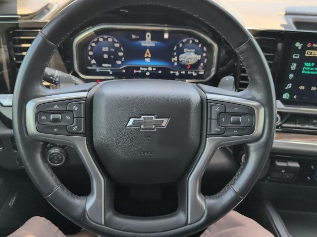 2022 Chevrolet Silverado 1500 4WD Crew Cab Short Bed RST