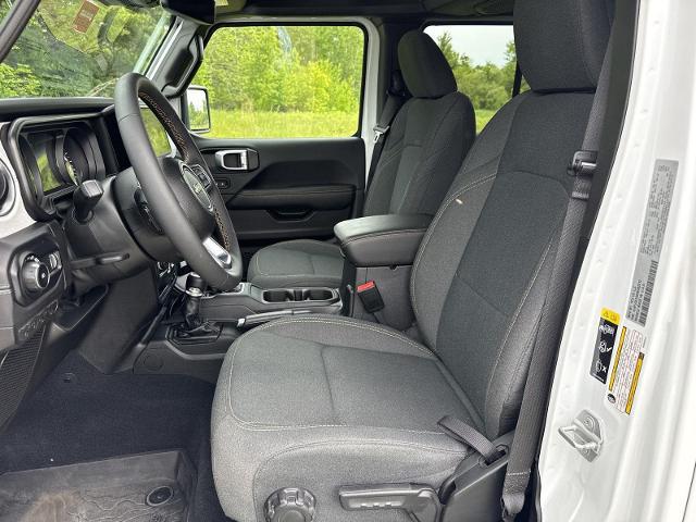 2024 Jeep Wrangler 4-Door Sahara 4x4
