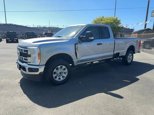 2023 Ford F-350 XLT