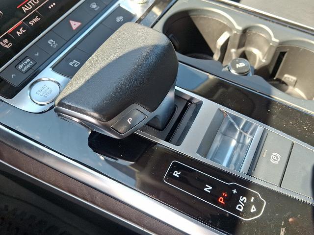 2019 Audi Q8 55 Premium