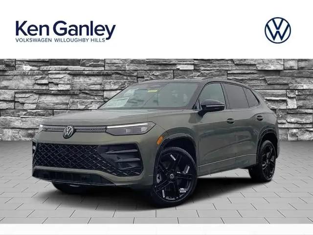 2026 Volkswagen Tiguan SE R-Line Black for sale in Willoughby Hills, OH