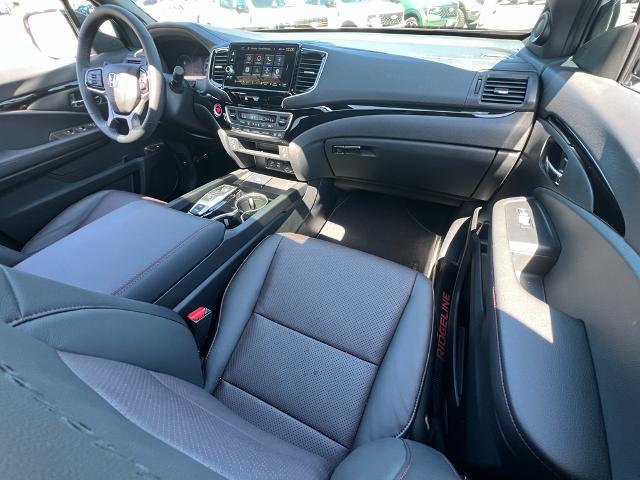 2025 Honda Ridgeline Black Edition