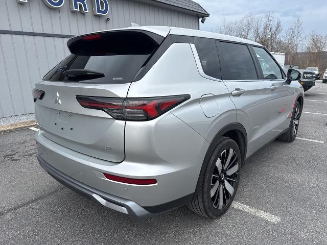 2025 Mitsubishi Outlander Unknown