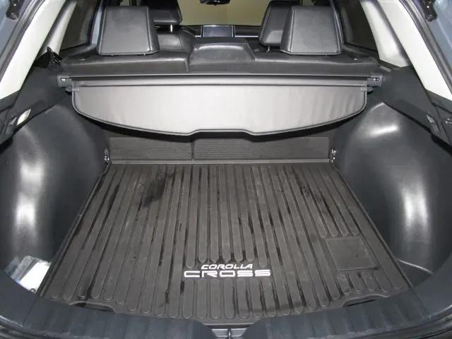 2025 Toyota Corolla Cross XLE