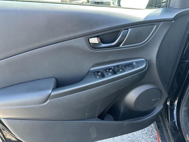 2022 Hyundai Kona Base