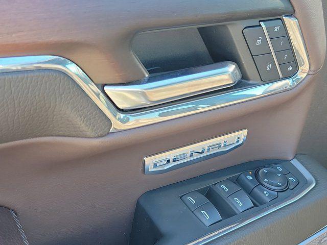 2024 GMC Sierra 1500 4WD Crew Cab Short Box Denali