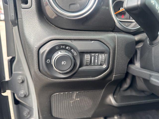 2021 Jeep Wrangler Sahara Altitude 4x4