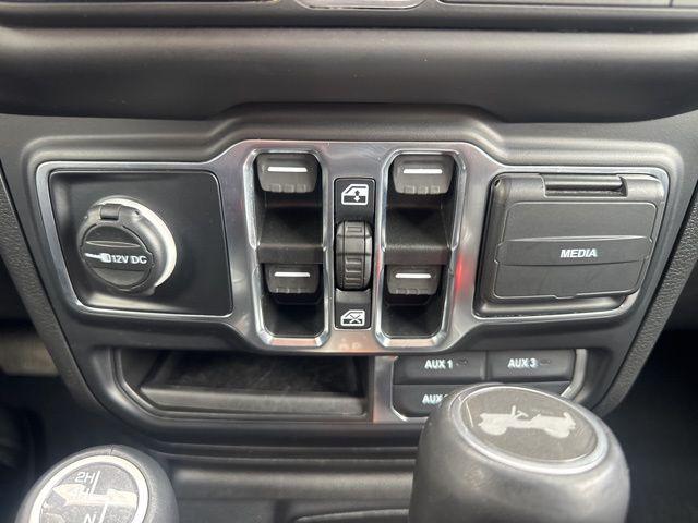 2021 Jeep Wrangler Sahara Altitude 4x4