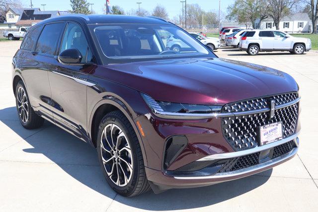 2025 Lincoln Nautilus Reserve