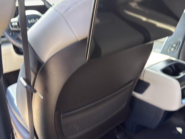 2025 Kia Carnival MPV SX