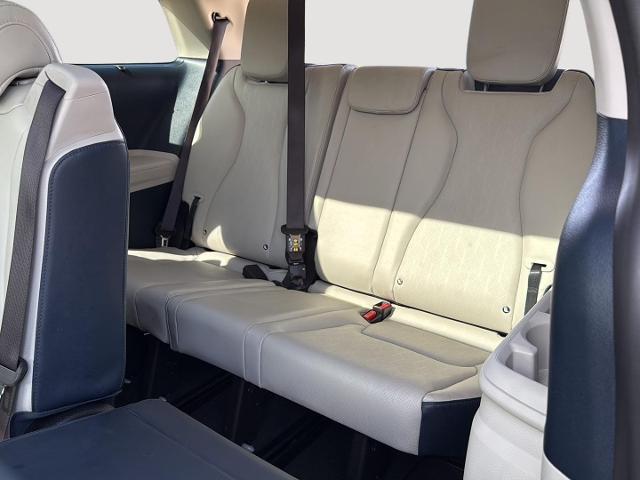 2025 Kia Carnival MPV SX