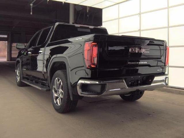 2023 GMC Sierra 1500 4WD Crew Cab Short Box SLT