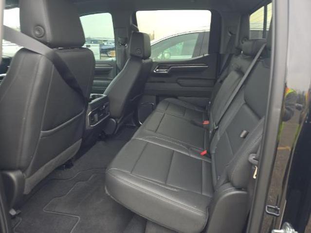 2023 GMC Sierra 1500 4WD Crew Cab Short Box SLT