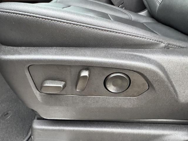2023 GMC Sierra 1500 4WD Crew Cab Short Box SLT