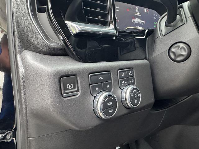 2023 GMC Sierra 1500 4WD Crew Cab Short Box SLT