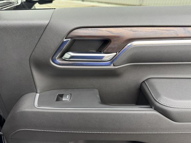 2023 GMC Sierra 1500 4WD Crew Cab Short Box SLT