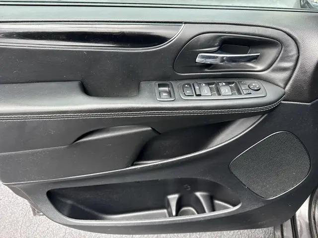 2018 Dodge Grand Caravan SE Plus