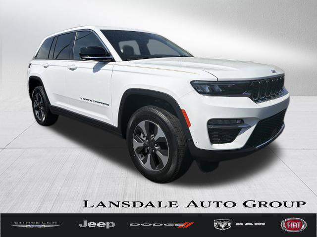 2022 Jeep Grand Cherokee 4xe Limited 4x4 2022 Jeep Grand Cherokee 4xe Limited 4x4