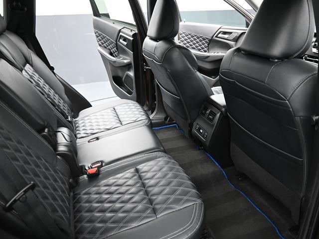 2023 Mitsubishi Outlander PHEV SEL S-AWC
