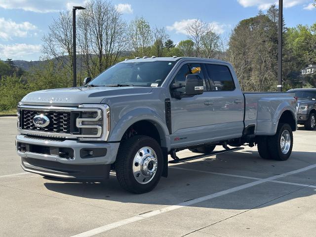 2026 Ford F-450 Platinum