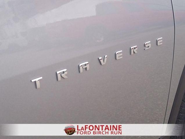 2023 Chevrolet Traverse FWD LT Cloth