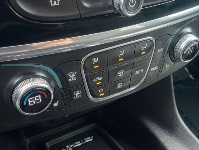 2023 Chevrolet Traverse FWD LT Cloth