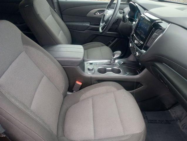 2023 Chevrolet Traverse FWD LT Cloth