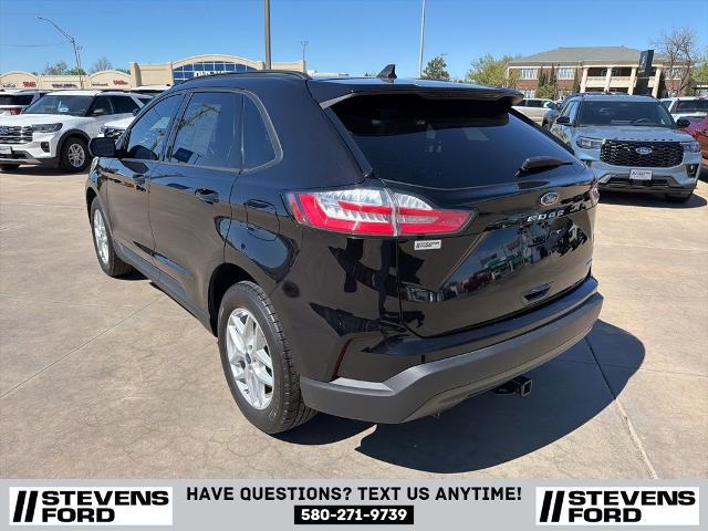 2022 Ford Edge SE