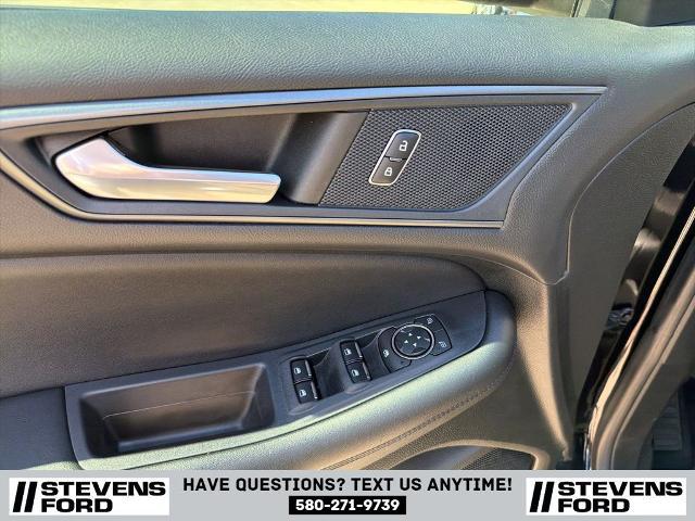 2022 Ford Edge SE