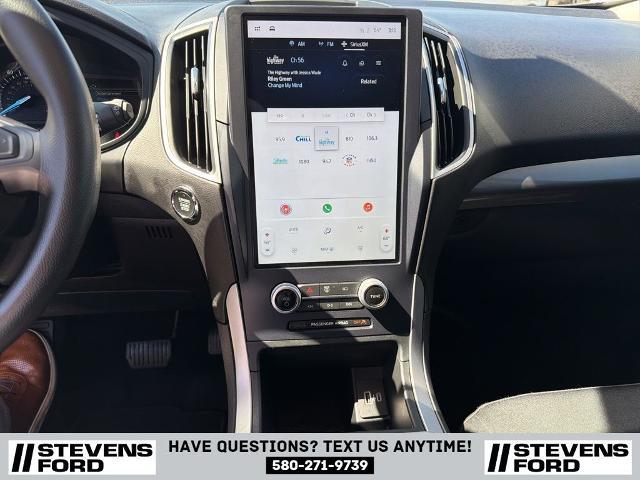 2022 Ford Edge SE