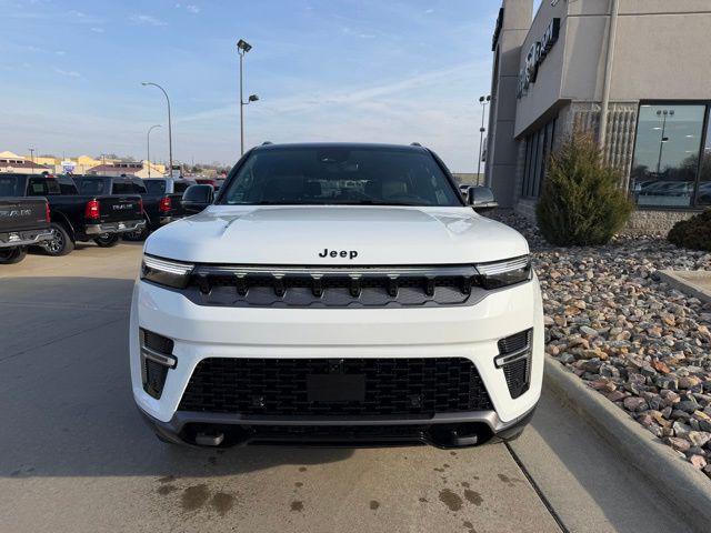 2026 Wagoneer Grand Wagoneer GRAND WAGONEER UPLAND 4X4