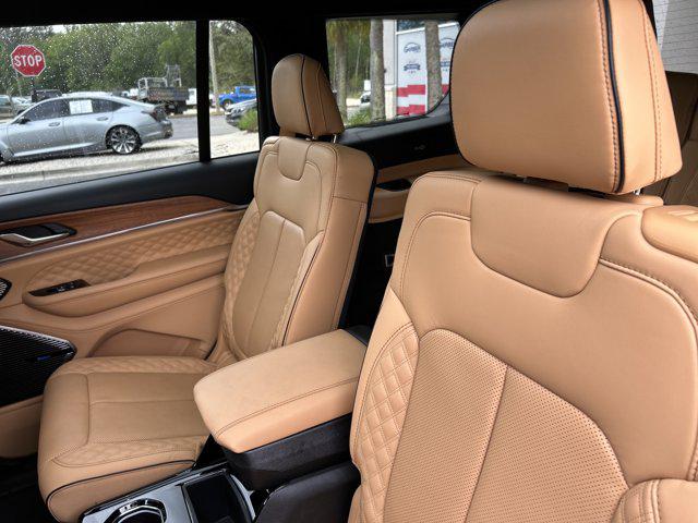 2025 Jeep Grand Cherokee L Summit Reserve 4x4
