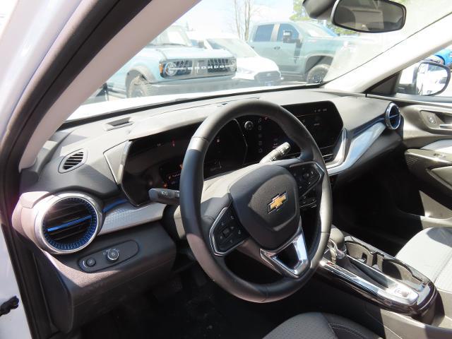2024 Chevrolet Trax FWD LT