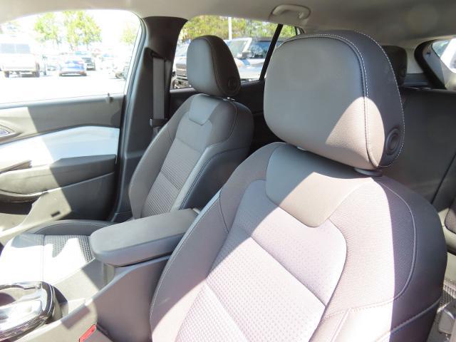 2024 Chevrolet Trax FWD LT