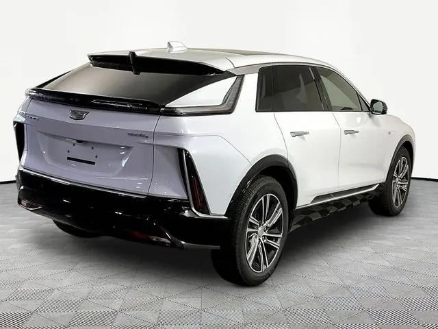 2026 Cadillac iQ Luxury AWD