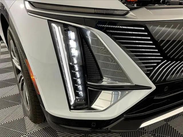 2026 Cadillac iQ Luxury AWD