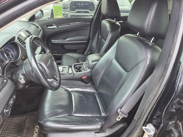 2016 Chrysler 300 Limited 2016 Chrysler 300 Limited