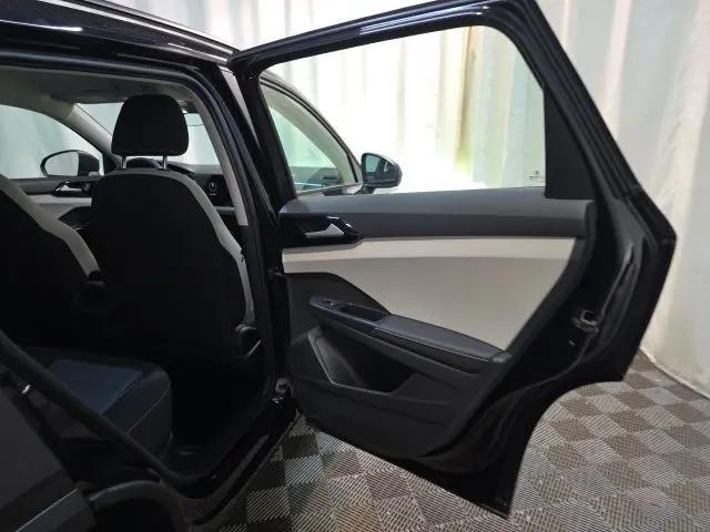 2026 Volkswagen Taos S