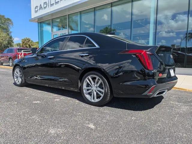 2023 Cadillac CT4 Luxury