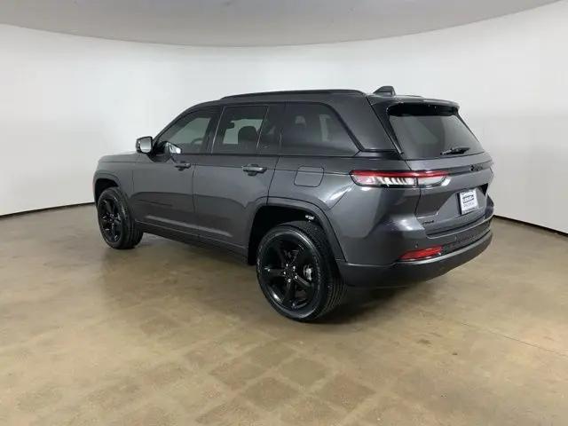 2023 Jeep Grand Cherokee Altitude 4x4