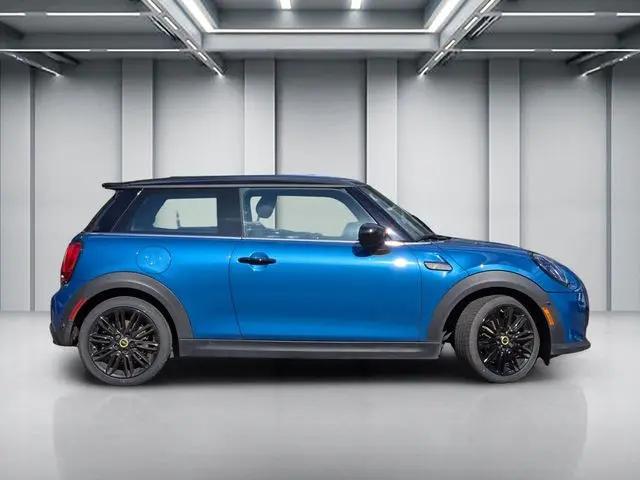 2023 MINI SE Hardtop Cooper