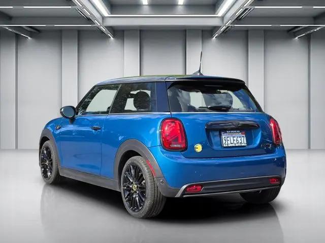 2023 MINI SE Hardtop Cooper