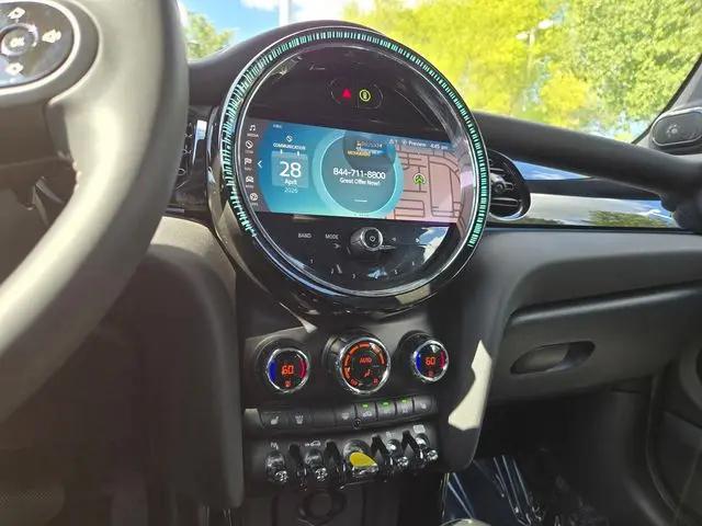 2023 MINI SE Hardtop Cooper