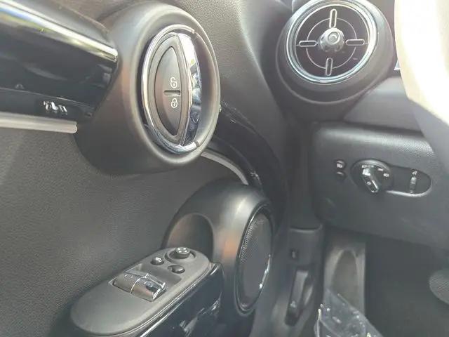 2023 MINI SE Hardtop Cooper