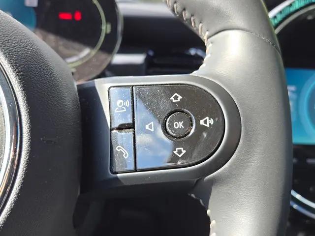 2023 MINI SE Hardtop Cooper