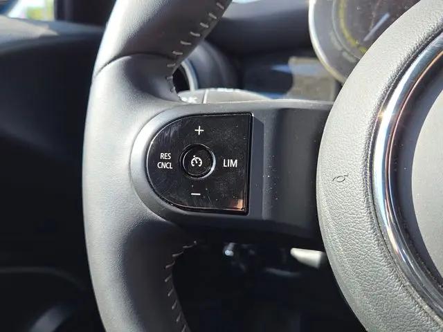 2023 MINI SE Hardtop Cooper