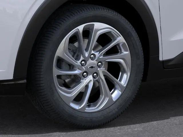 2027 Chevrolet Bolt LT FWD
