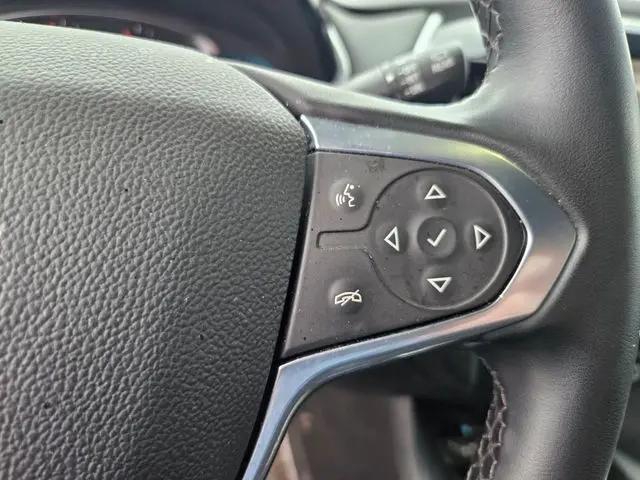2023 Chevrolet Traverse FWD LT Cloth