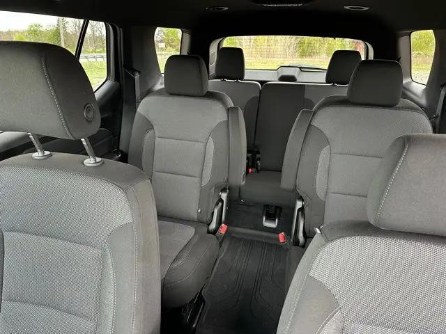 2023 Chevrolet Traverse FWD LT Cloth